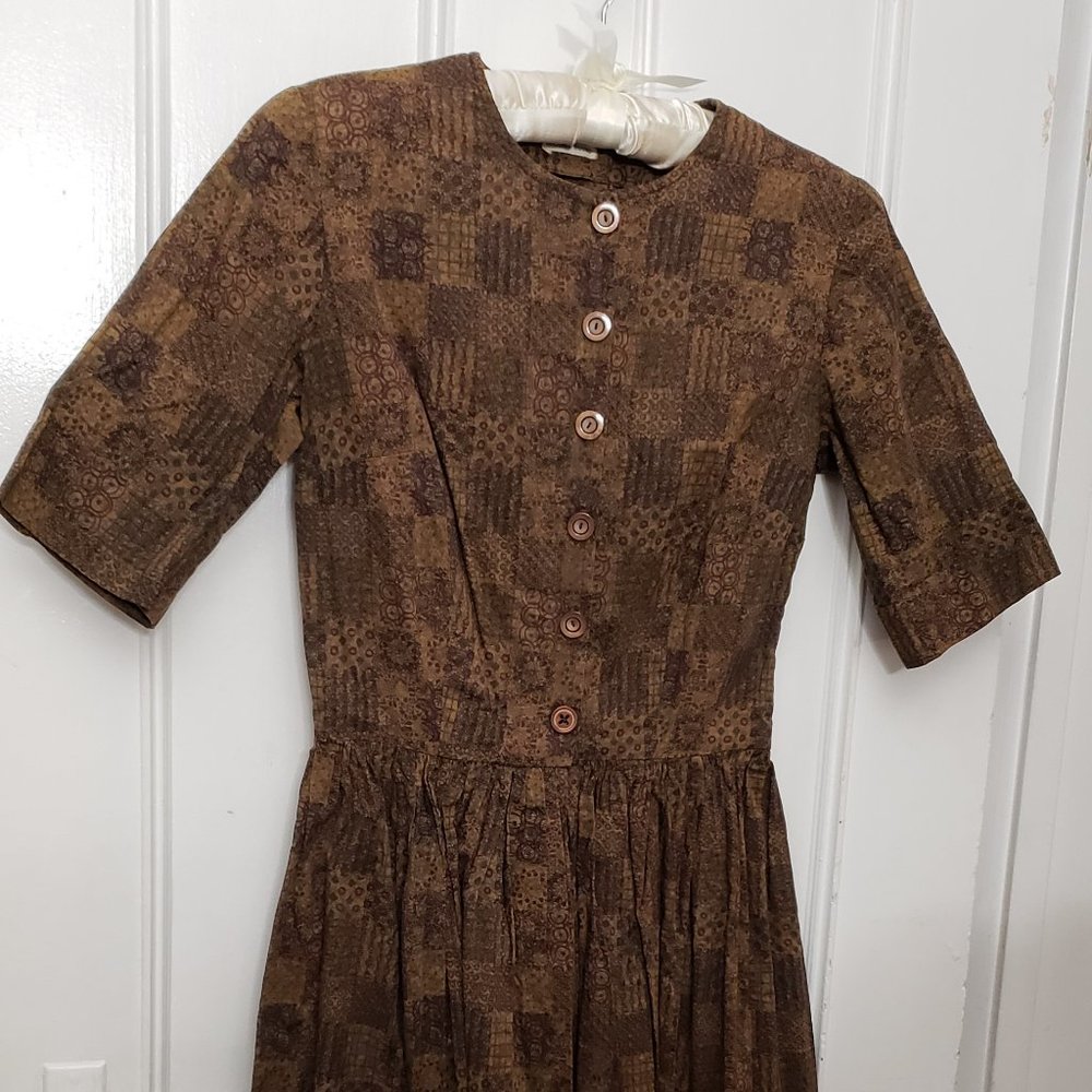 1950s Brown Holiday Dress